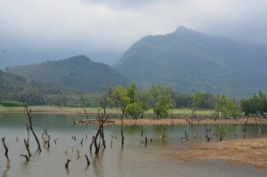 Peruvannamoozhi dam TravelWithaCouple Unny Radhakrishnan Bindh Unny